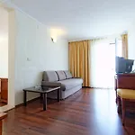 Val Hotel 3*