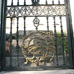 Val Hotel 3*