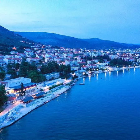 Ξενοδοχείο Val